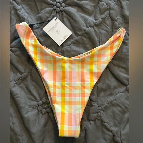 Skatie Kourtney Top & Suzanne bottoms, M, NWT - Picture 5 of 8